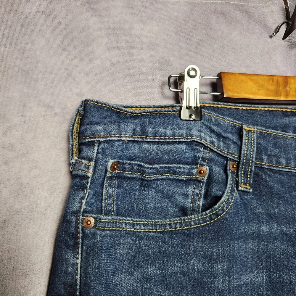 Levis 541 Athletic Taper Mens Dark Wash Blue Denim Jeans size 38x34